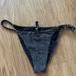 Vix Paula Hermanny bikini bottom